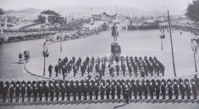 Guard of honour for King George V in Calcutta